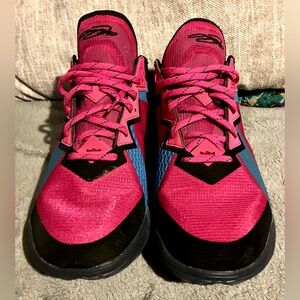 Nike LeBron 18 Low - Fireberry